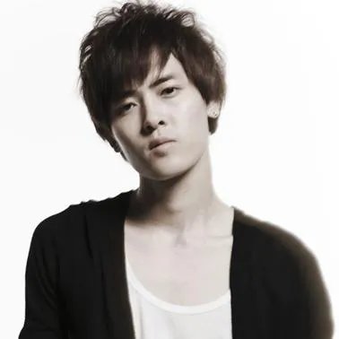 付辛博在韩国人气曝光 揭秘其在节目中上演跨国之恋