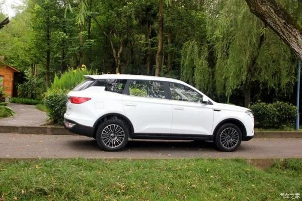 介绍一下我家的潍柴汽车U70，分享用车四个月的一些感受！