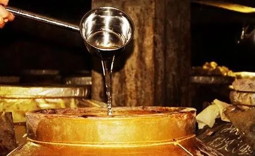 小伙婚宴上喝1斤白酒险丧命,该男子身体遭到了哪些伤害?