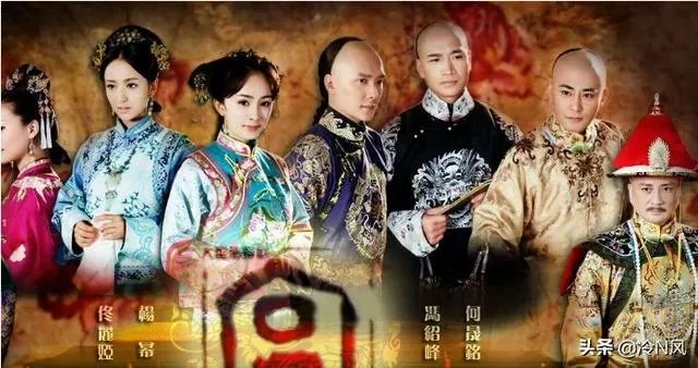 《宫》的片尾曲的歌词是怎样的？