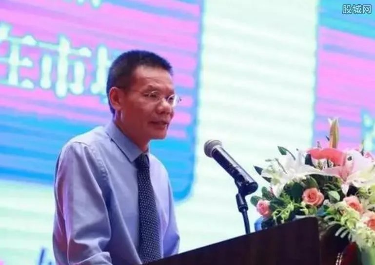 银行行长登山遇难 周瑞谷失足跌落峡谷深处身亡