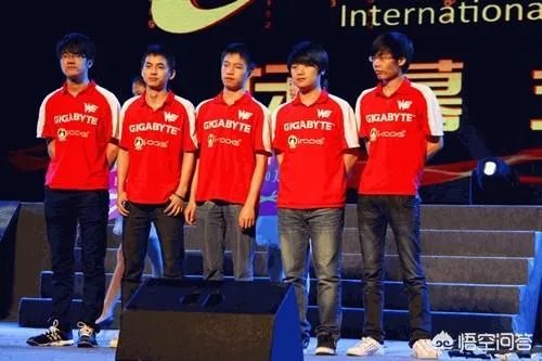 中国电子竞技史上有哪些让你感到热血沸腾的夺冠？