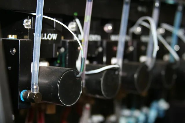 喷墨打印机墨盒应该如何清洗 喷墨打印机的清洁方法