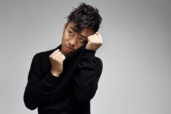 王宝强女友冯清开豪车素颜状态差,冯清为何选择王宝强?