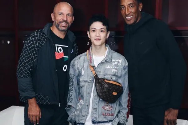 邓紫棋男友是谁？该男友是哪个行业的？