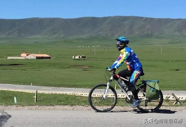 自行车爱好者去骑车旅行，准备个什么户外生存包较好？