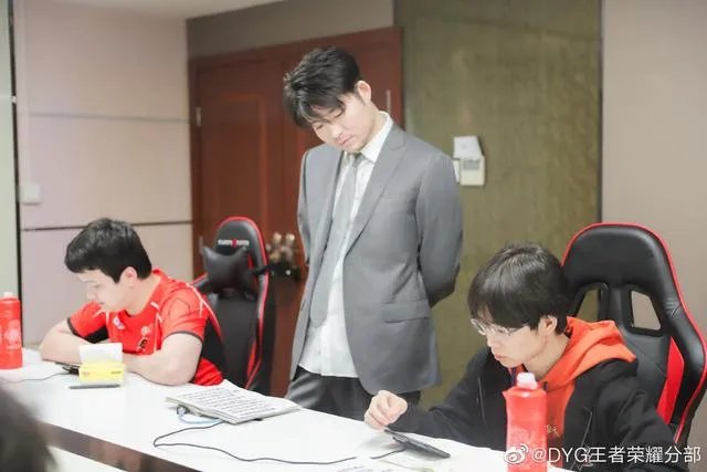 hero久诚和dyg久诚什么关系