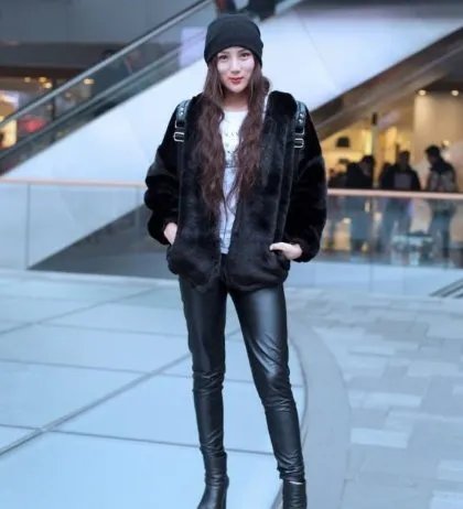 三里屯街拍套路是什么意思？