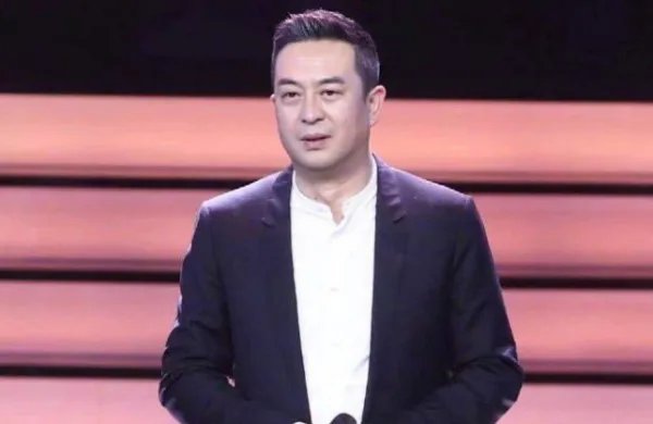 很少有人找张嘉译拍电影,为啥没人找他呢?