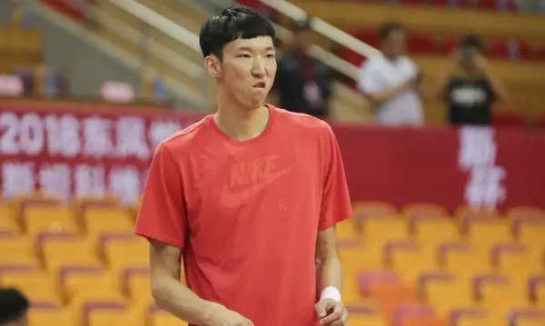 周琦入选本届亚洲杯最佳阵容，你对该球员有何评价？