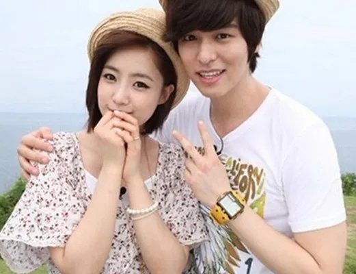 吴妍书和李章宇闪电分手 两人因戏生情