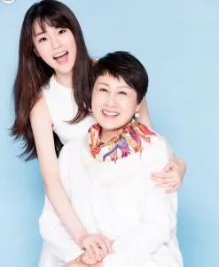 张凯丽一共有几任丈夫 郭冬临真的是张凯丽的老公吗