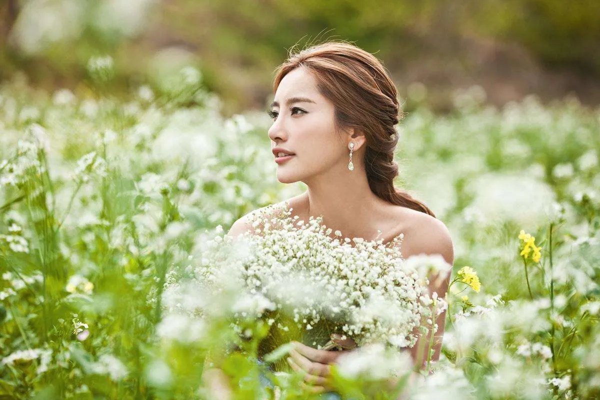 个人婚纱照多少钱2017 新人必知婚纱照价格