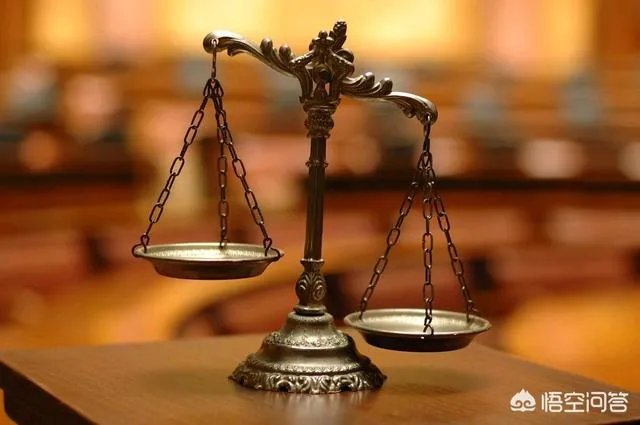 有人说考研如果考本校,对于专业科目中有些题目,本校的老师都会“透露”,作为别校的学生该怎么办,如何才能知道复习点?