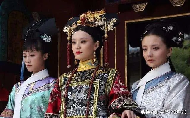 拍古装戏时，为演员定制的古装在杀青后会到哪？