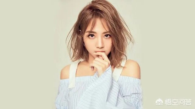 吴映洁为什么一直红不起来？她和炎亚纶有没有在一起？