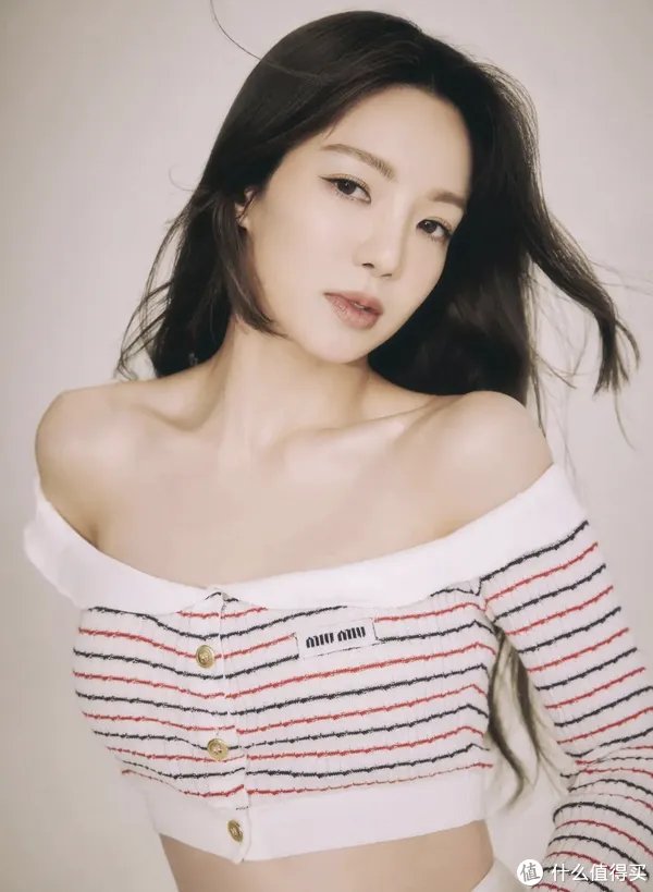 爷青回！少女时代15周年完整体回归，平均年龄32岁的姐姐们穿水手服也太可了吧！