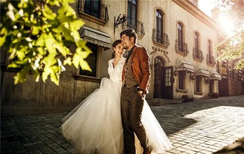 天津伯爵婚纱摄影怎么样 婚纱摄影机构要怎么选择