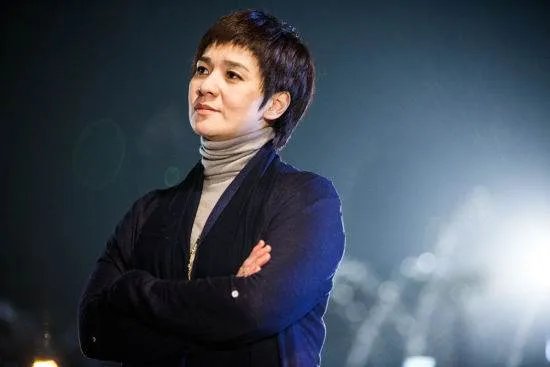 可不可以再爱你,用尽我所有的力气.       歌名是?