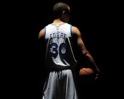 库里的三分什么水平