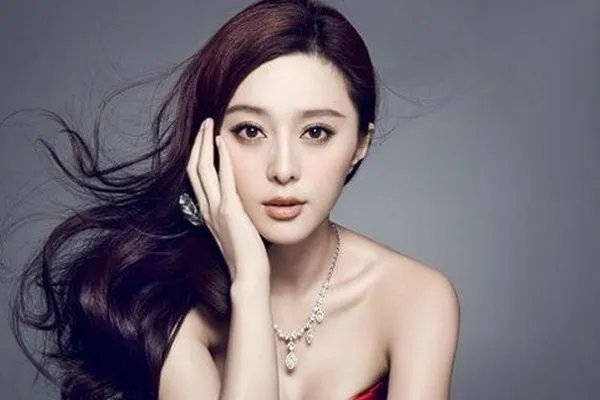 421页PDF娱乐圈八卦疯传，如何看待大家明知这些八卦有真有假却乐于传播？