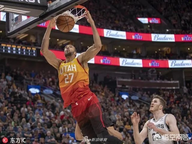 爵士125：105大胜马刺，送给对手四连败，德罗赞25分独木难支，你怎么看？