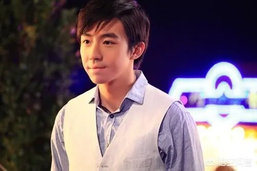 俞灏明发微博为昨晚的用词不当道歉,大家怎么看?