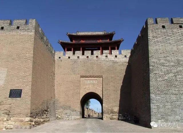 紫荆关处于保定的哪个位置？