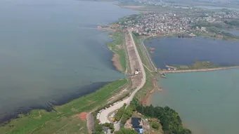 江西“最美水上公路”变草原公路,“最美水上公路”背后有着怎样的故事?