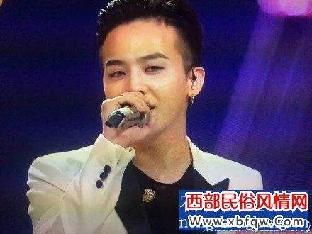 2016跨年演唱晚会上的big bang穿着白衣服的人是谁