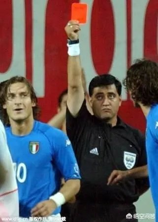 为什么巴萨欧冠出局,没有用耻辱来形容呢?