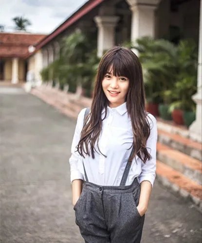 好声音赵露因胸部饱满  引发网友争议