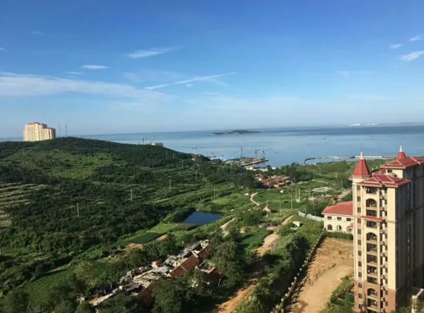 海景房5万一套！山东乳山跌成海边鹤岗，造成其房价下跌的原因是什么？
