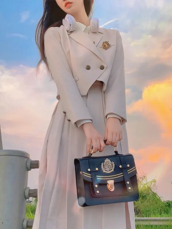 JK女生都在穿的护奶裙到底是什么?可甜可撩,百搭又好看~