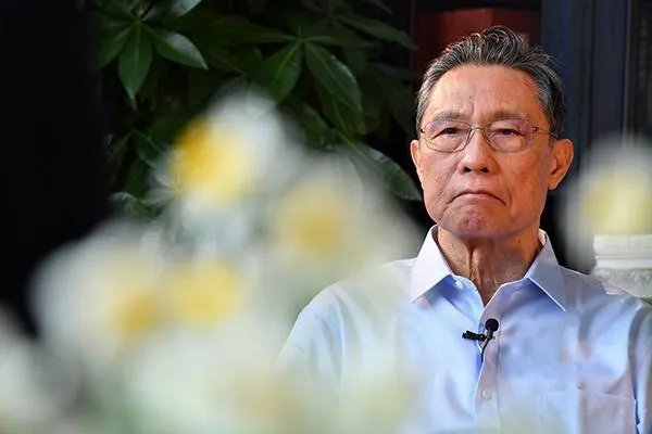 现在疫情又在反复，各地大学生能否停学回家？