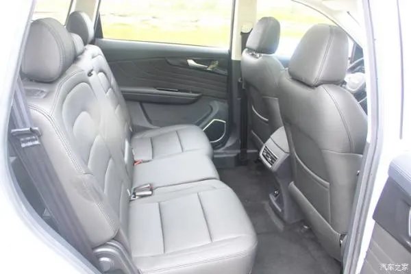 介绍一下我家的潍柴汽车U70，分享用车四个月的一些感受！