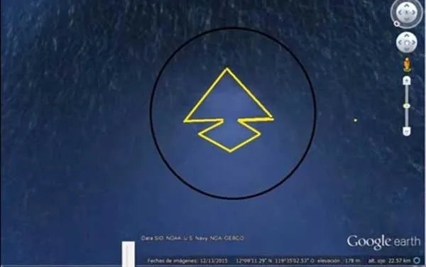 谷歌地图上隐藏在海底外星基地曝光，北极外星人基地是真的吗？