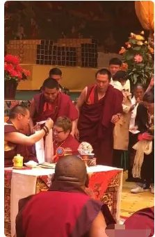 被传退出歌坛皈依佛门韩红如何说?