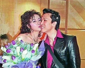 甄子丹和万绮雯什么关系?