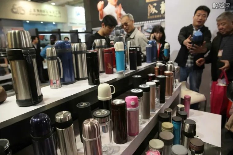 宜家旅行杯致癌 将在全球召回顾客可退货