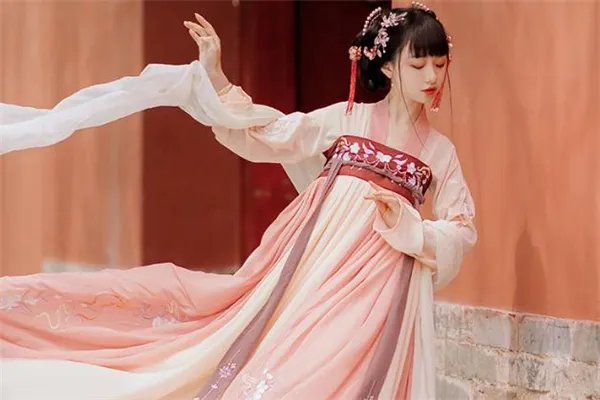 汉服为什么突然火了 汉服为什么那么贵