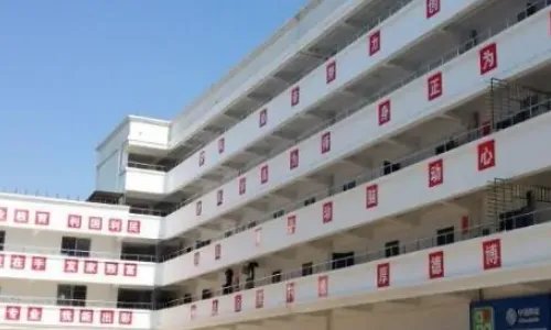 赣州市公办中专学校