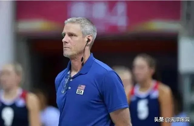 中国女排3:0横扫美国女排,中国女排赢在哪里,你如何评价中国女排球员的表现?