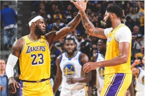 湖人七连胜终结，你喜欢湖人队吗？