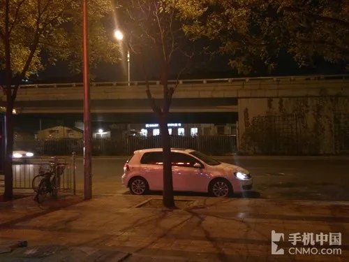 HD屏骁龙S4双核旗舰机 索尼LT25c评测