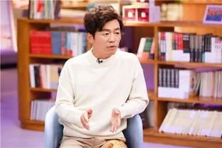 王宝强女友冯清开豪车素颜状态差，冯清为何选择王宝强？