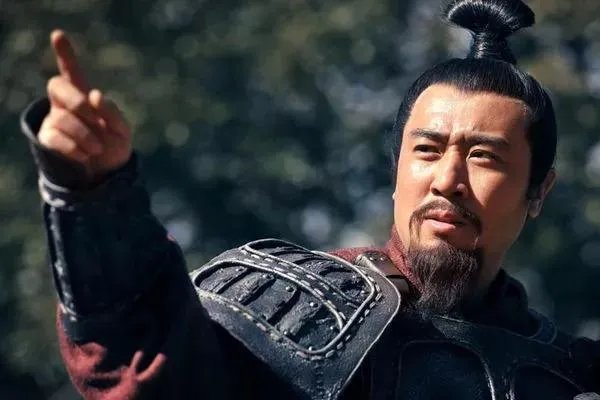 古代大将要造反的时候，为何下面的士兵都会盲从？