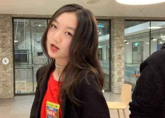 李嫣回应逛夜店什么情况？她回应了什么？