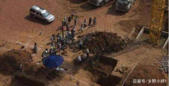 广东施工队挖出一无底黑洞，专家紧急赶来说了什么？