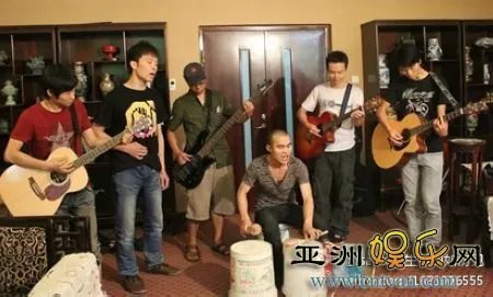 桶子鼓乐队的名称由来